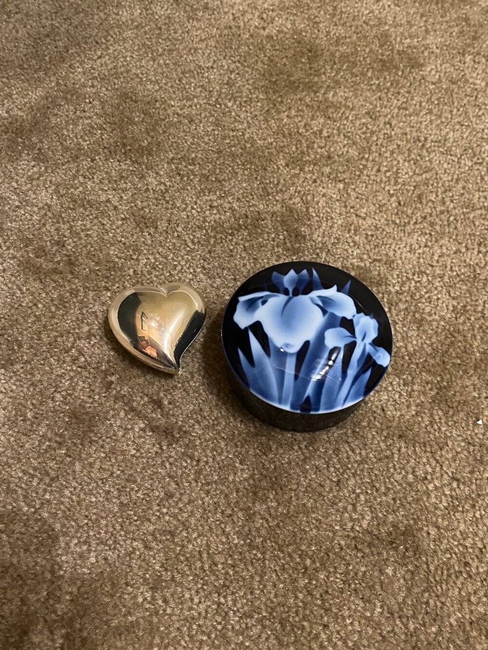 Lot of 2 jewelry containers